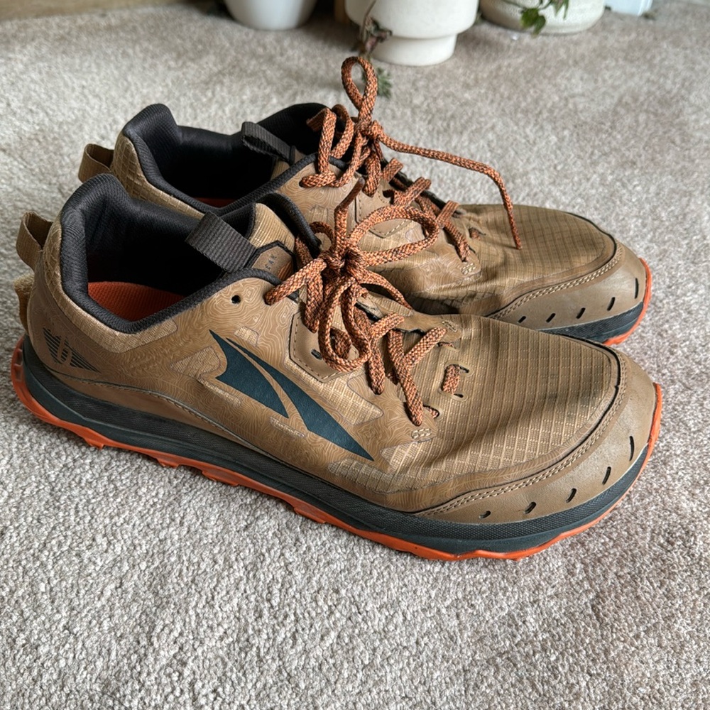 Altra Lone Peak 6 size 10.5
